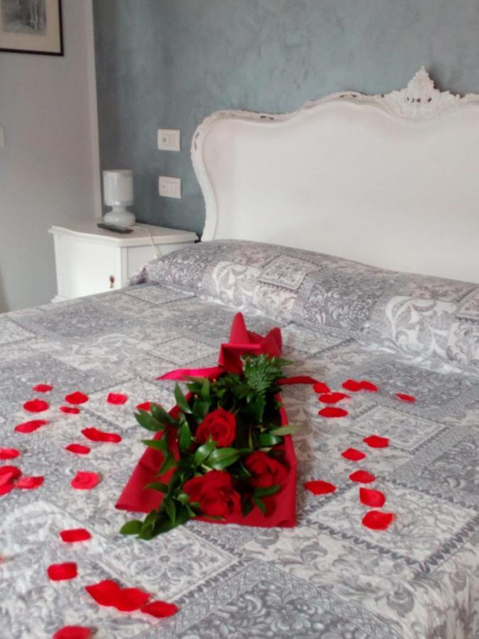 B&B Rosalu - Adults Only Sirmione Zewnętrze zdjęcie